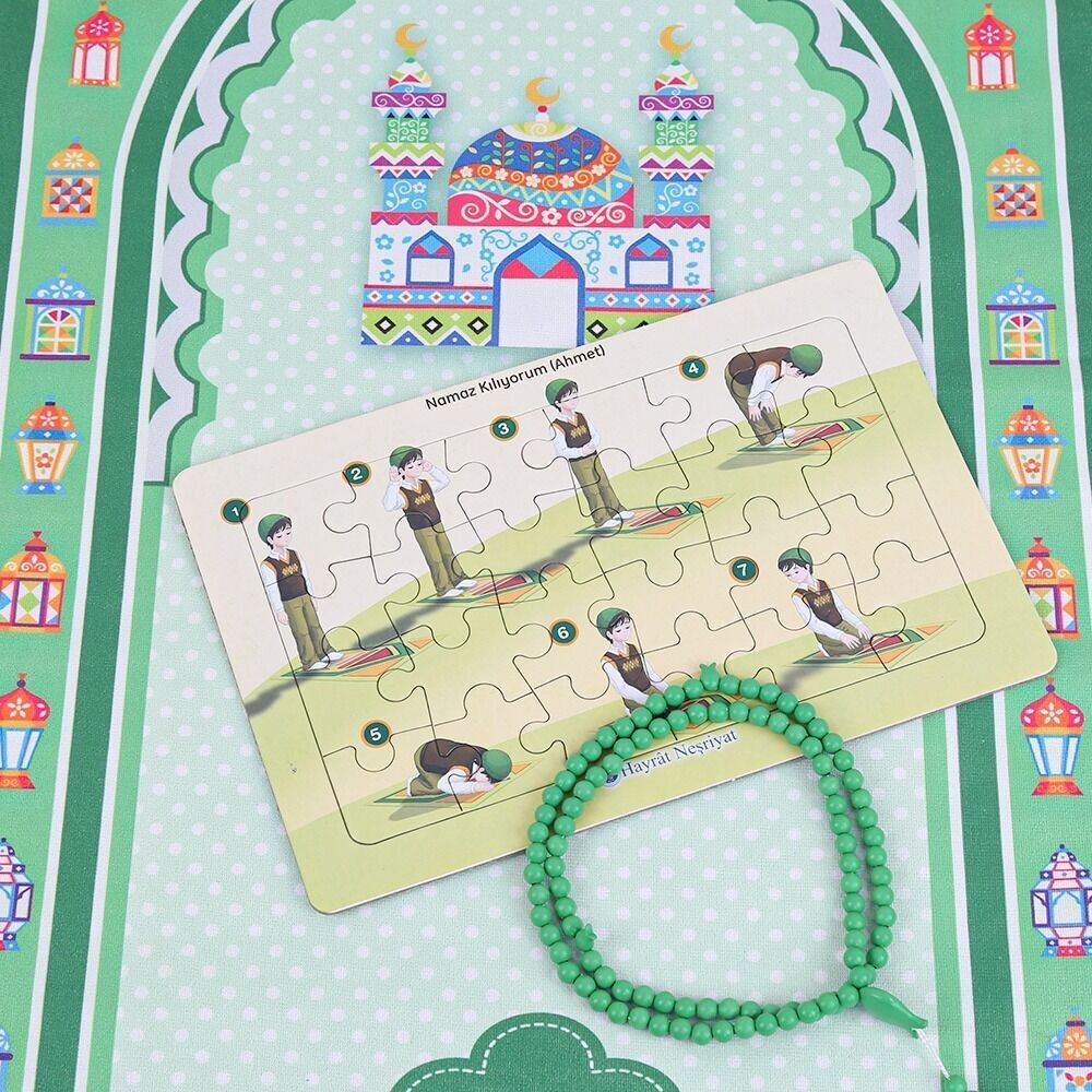 Çocuk Seccadesi 45*82 cm Sahra Yeşil & Kokulu Tesbih Yeşil & Ahmet Namaz Kılıyor Puzzle
