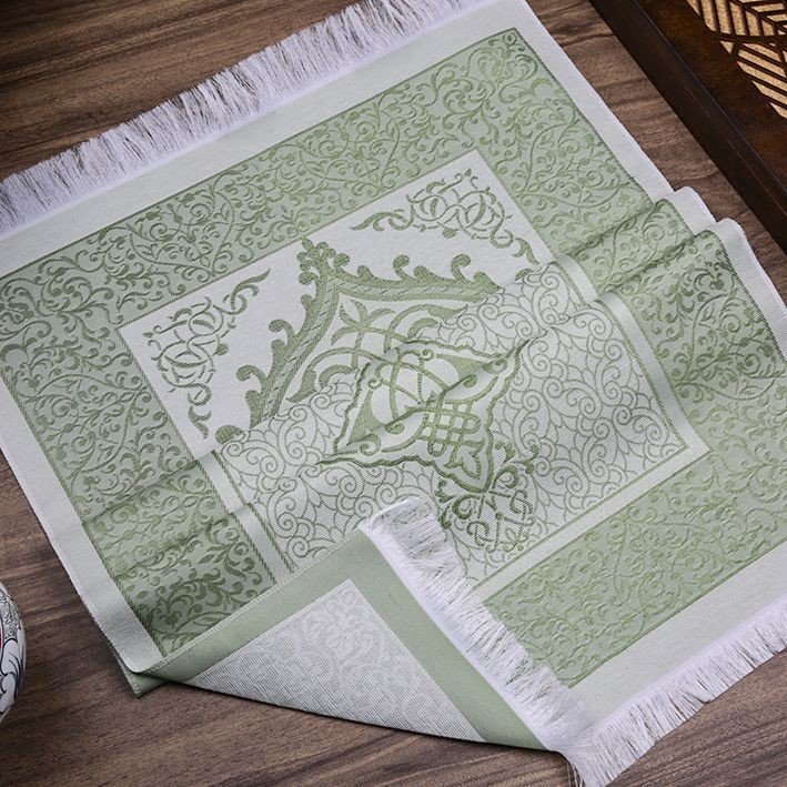 Hediyelik İpek Nur Tafta Seccade Yeşil 68x110 cm - 200 gr