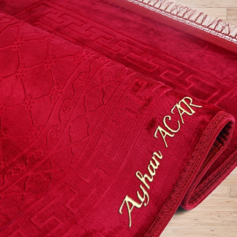 İsminizi Seccadeye Yazıyoruz Soft Yumuşak Kadife Peluş Seccade Bordo 80 x 120 cm - 1100 gr