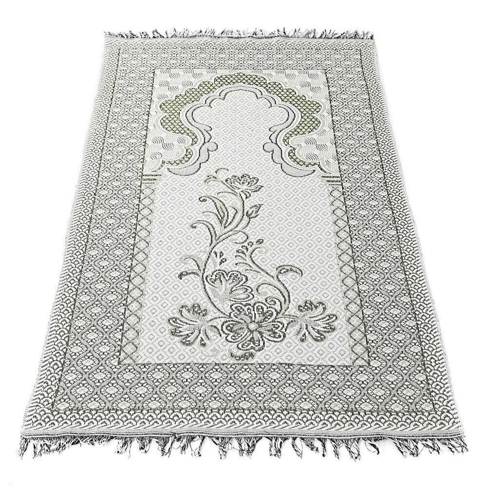 Hediyelik Kadife Kaplı Yasin Kitabı, Seccade, Kokulu Tesbih, Asetat Kutulu (26×23) Paket Yeşil