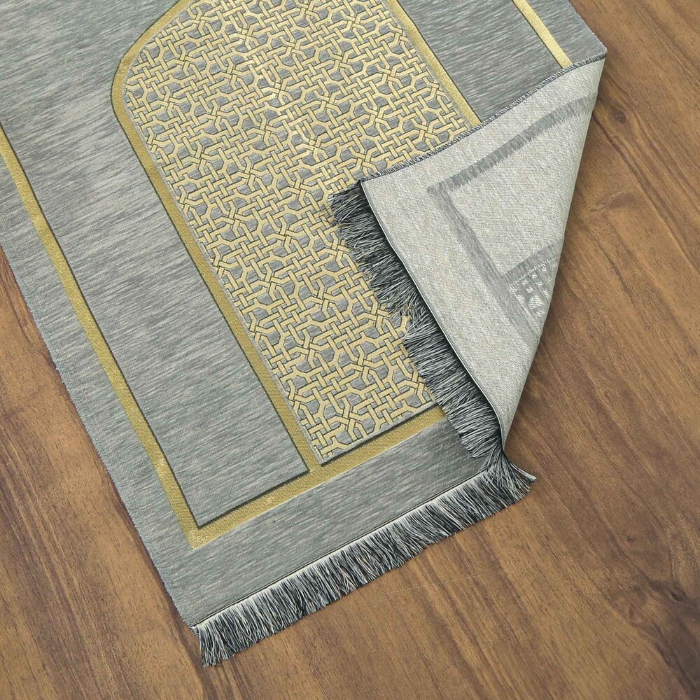 Selçuklu Desenli Lüks Şönil Seccade İsimli Gri (66X120cm) 520 gr