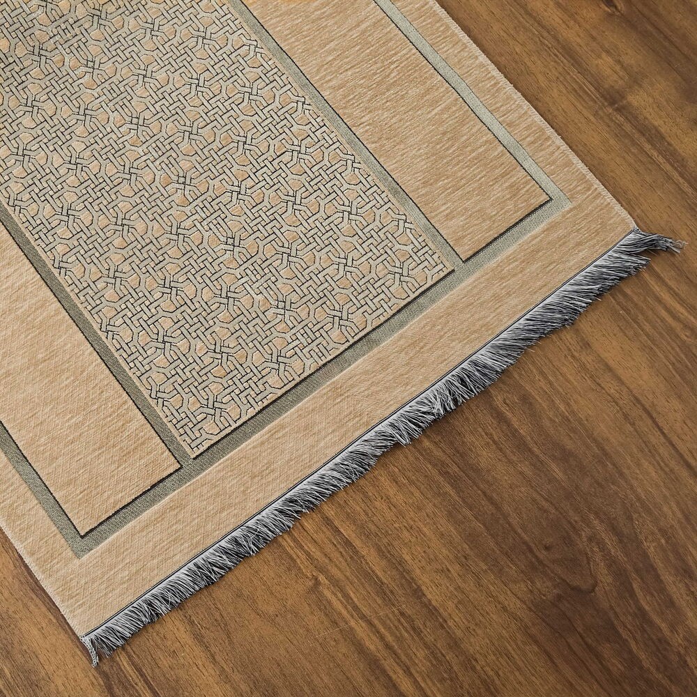Selçuklu Desenli Lüks Şönil Seccade Vizon (66 x 120 cm) 520 gr