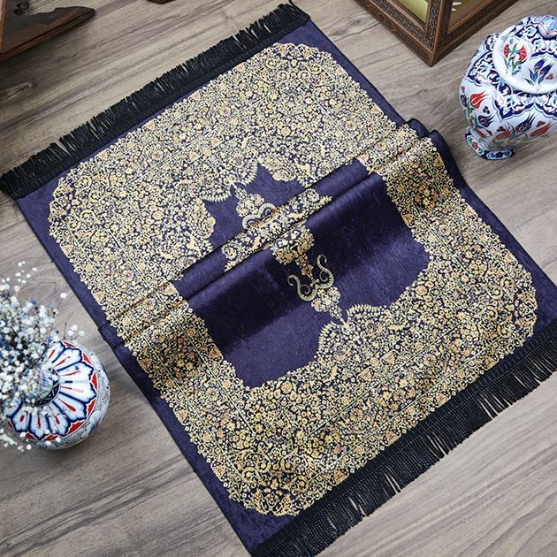 Çeyizlik İpek Burgu Seccade Gold Siyah 70x120 cm - 510 gr