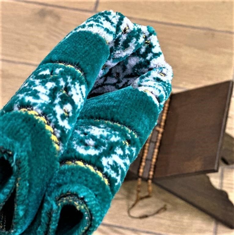 Kadife Çocuk Seccadesi - Yeşil 38x80 cm - 180 gr - Tesbih Hediyeli