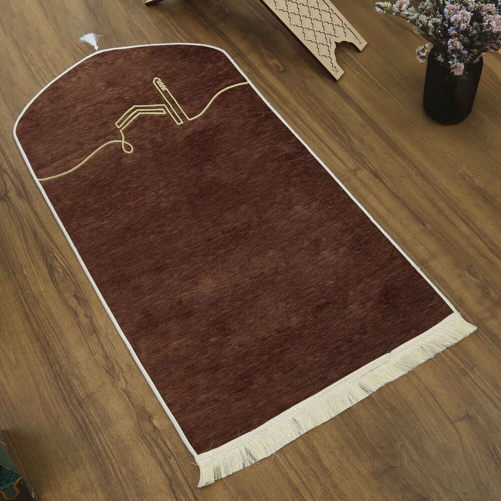 El Kuba Lüks Astarlı Biyeli Seccade İsimli Kahverengi (66X125cm) 565 gr