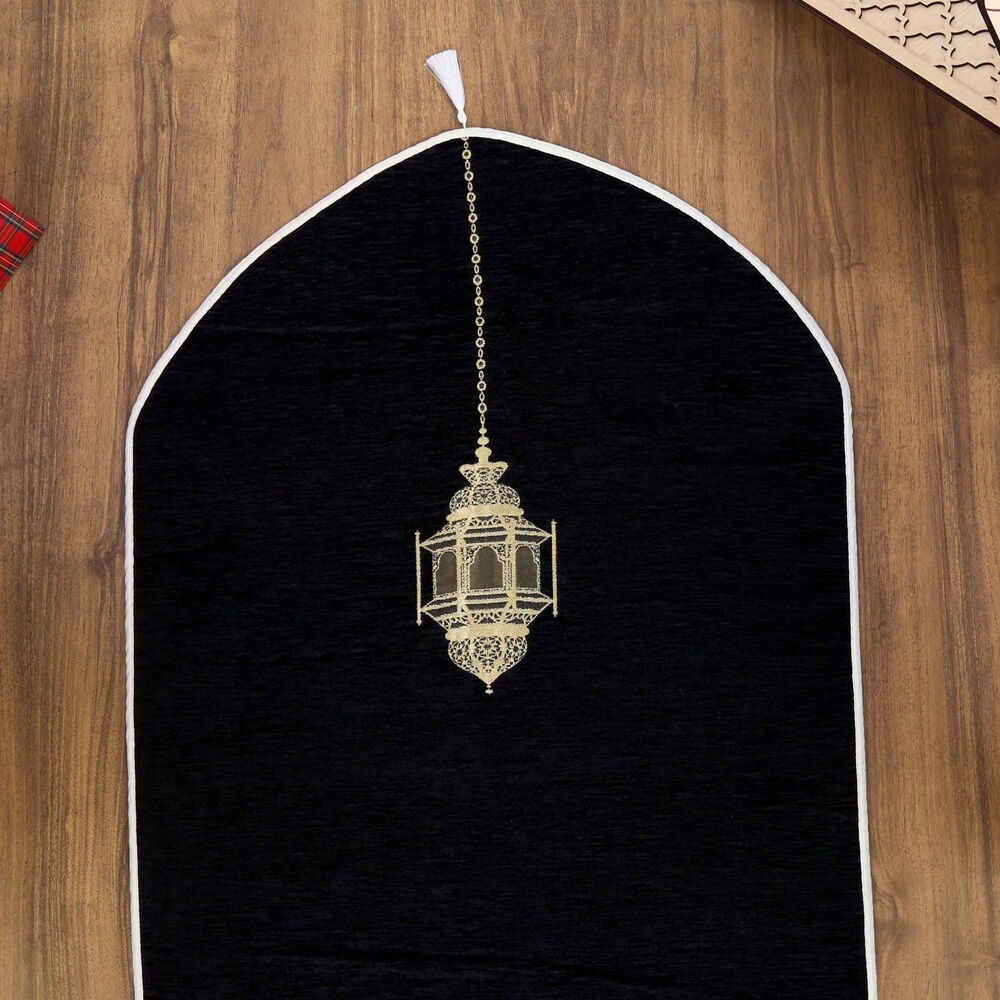 Mahya Desenli Lüks Astarlı Biyeli Şönil Seccade Siyah (66X125cm) 565 gr