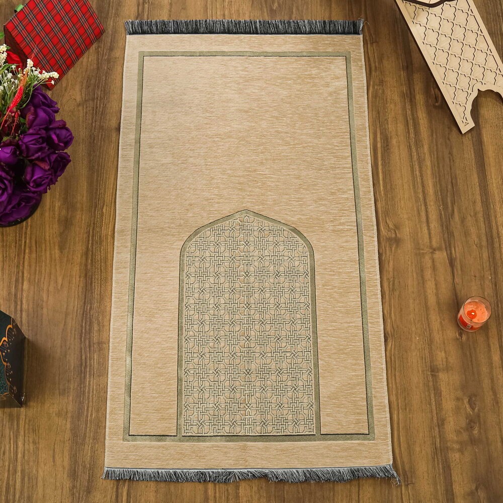 Selçuklu Desenli Lüks Şönil Seccade Vizon (66 x 120 cm) 520 gr