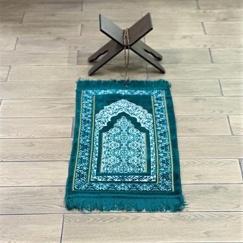 Kadife Çocuk Seccadesi - Yeşil 38x80 cm - 180 gr - Tesbih Hediyeli