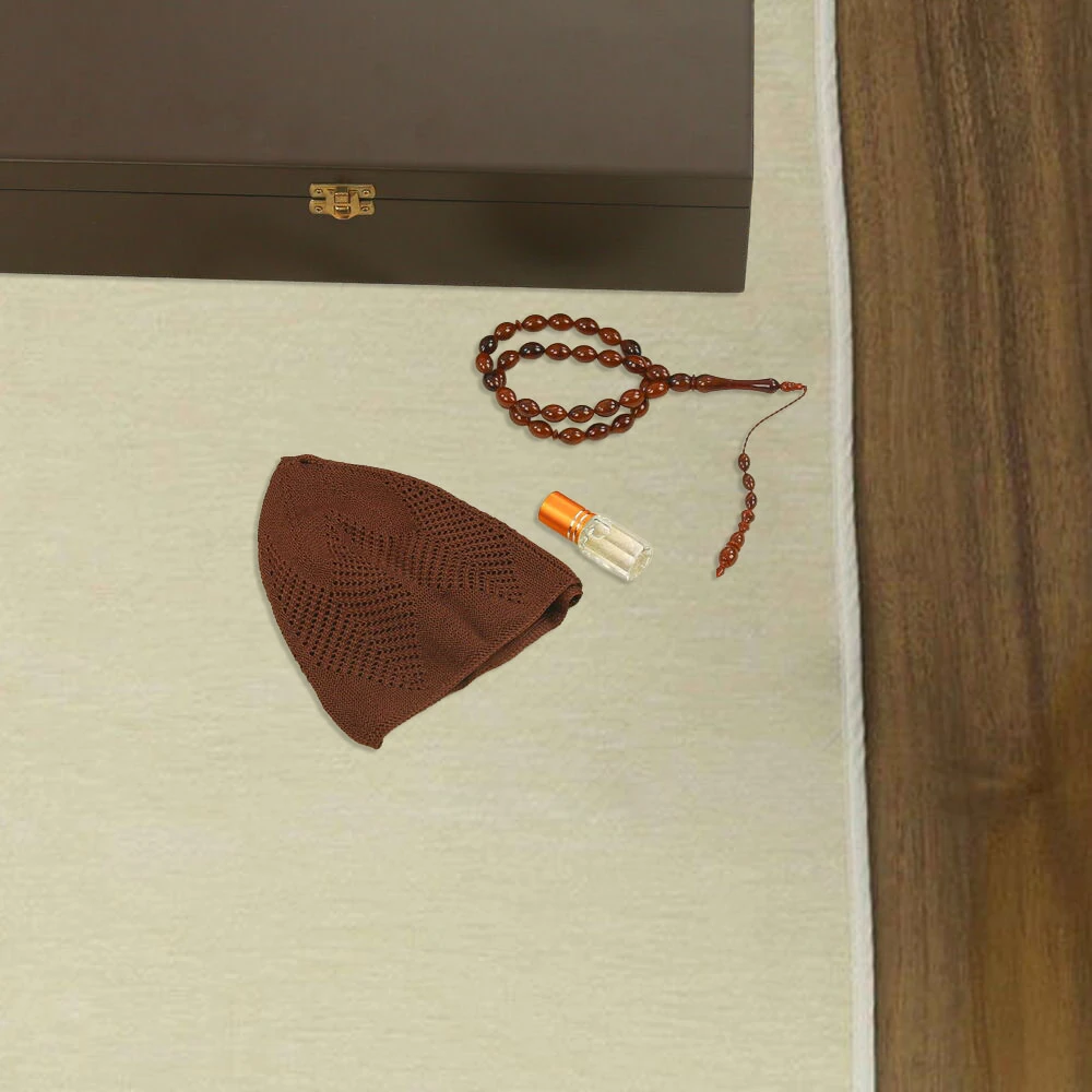 Lüks Ahşap Kutulu Seccade Seti Kahverengi (37*20*8 cm,1.725 gr)