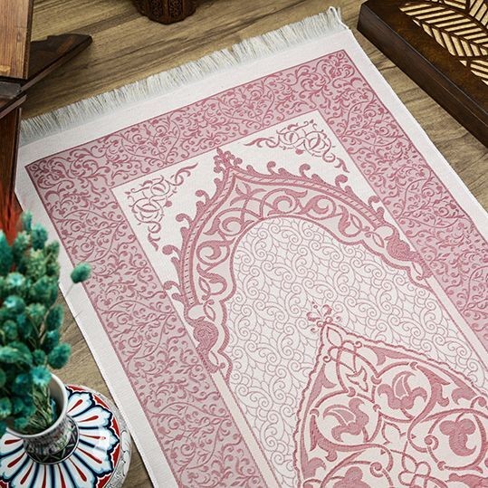 Hediyelik İpek Nur Tafta Seccade Açık Bordo 68x110 cm - 200 gr