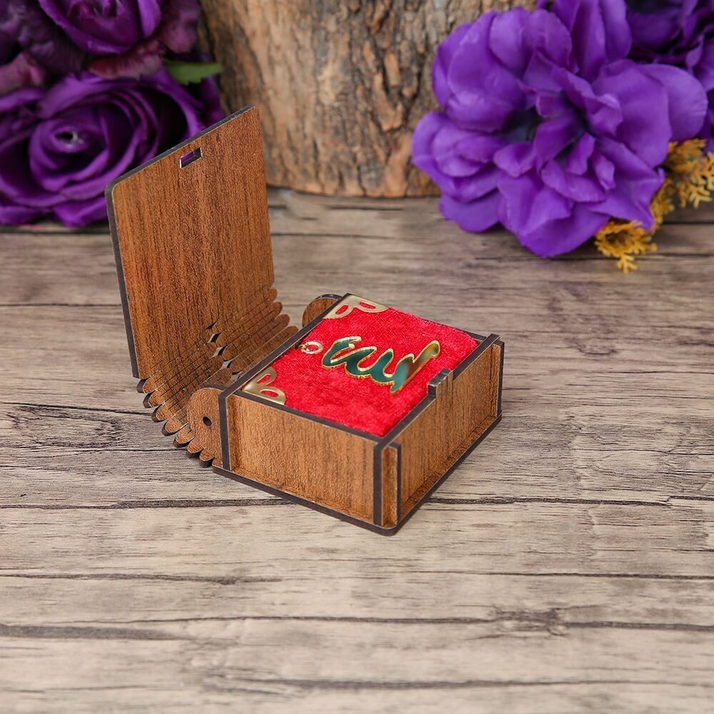 Ramazan Kerim Mini Ahşap Kutu & Mini Kur'an-ı Kerim Kırmızı (8x7cm)