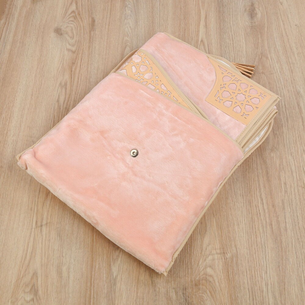 Lüks Çantalı Kaymaz Deri Tabanlı Soft Yumuşak Peluş Seccade Pembe (Seccade 72*228 cm, Çanta 39*44 cm)