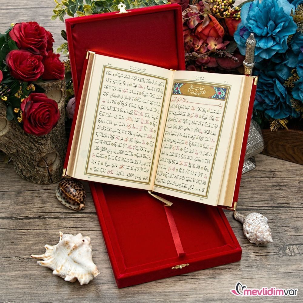 Hediyelik Özel Plaketli Kadife Kutulu Kur'an-ı Kerim - Kırmızı