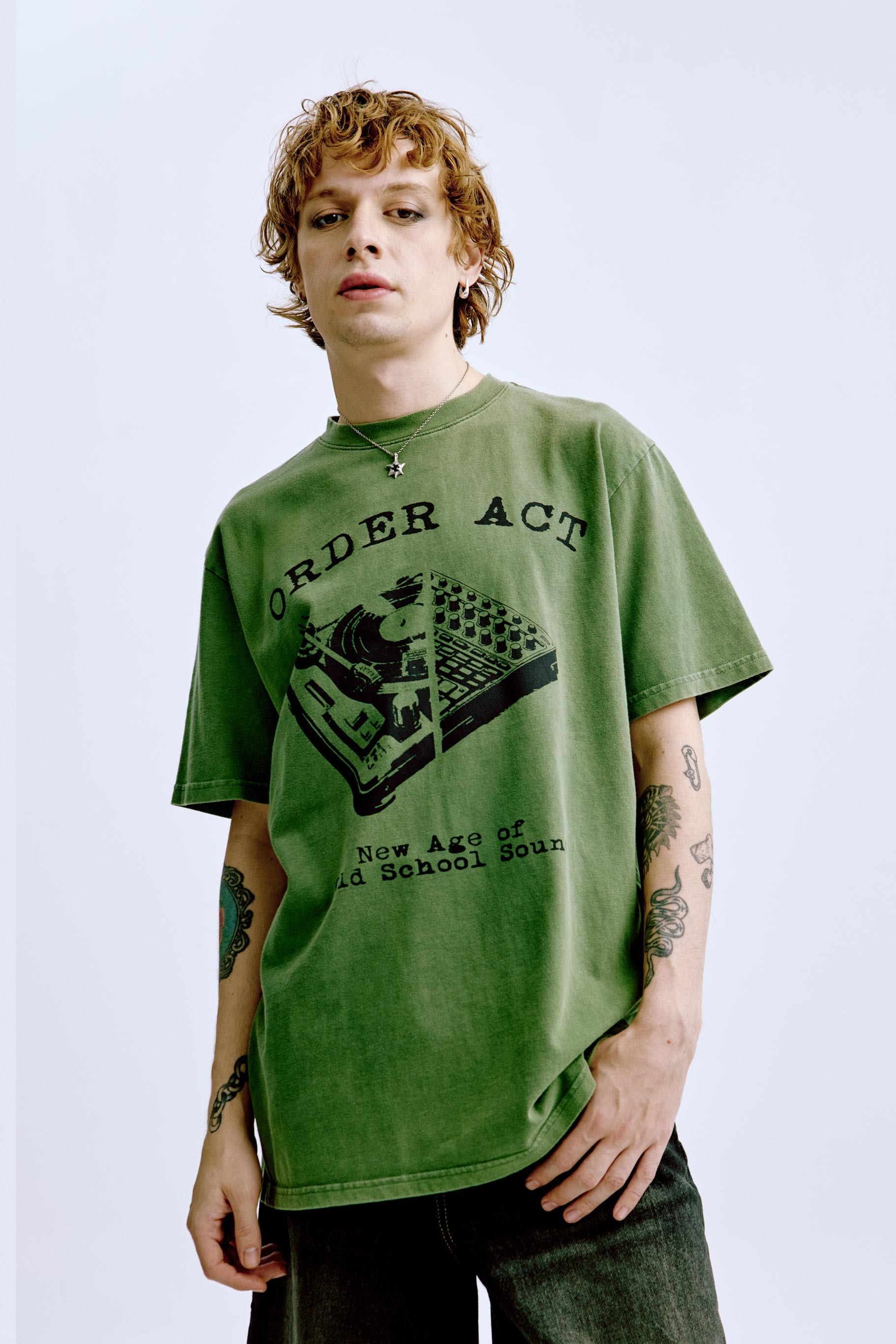 Rave Scene Tee 'Washed Khaki'