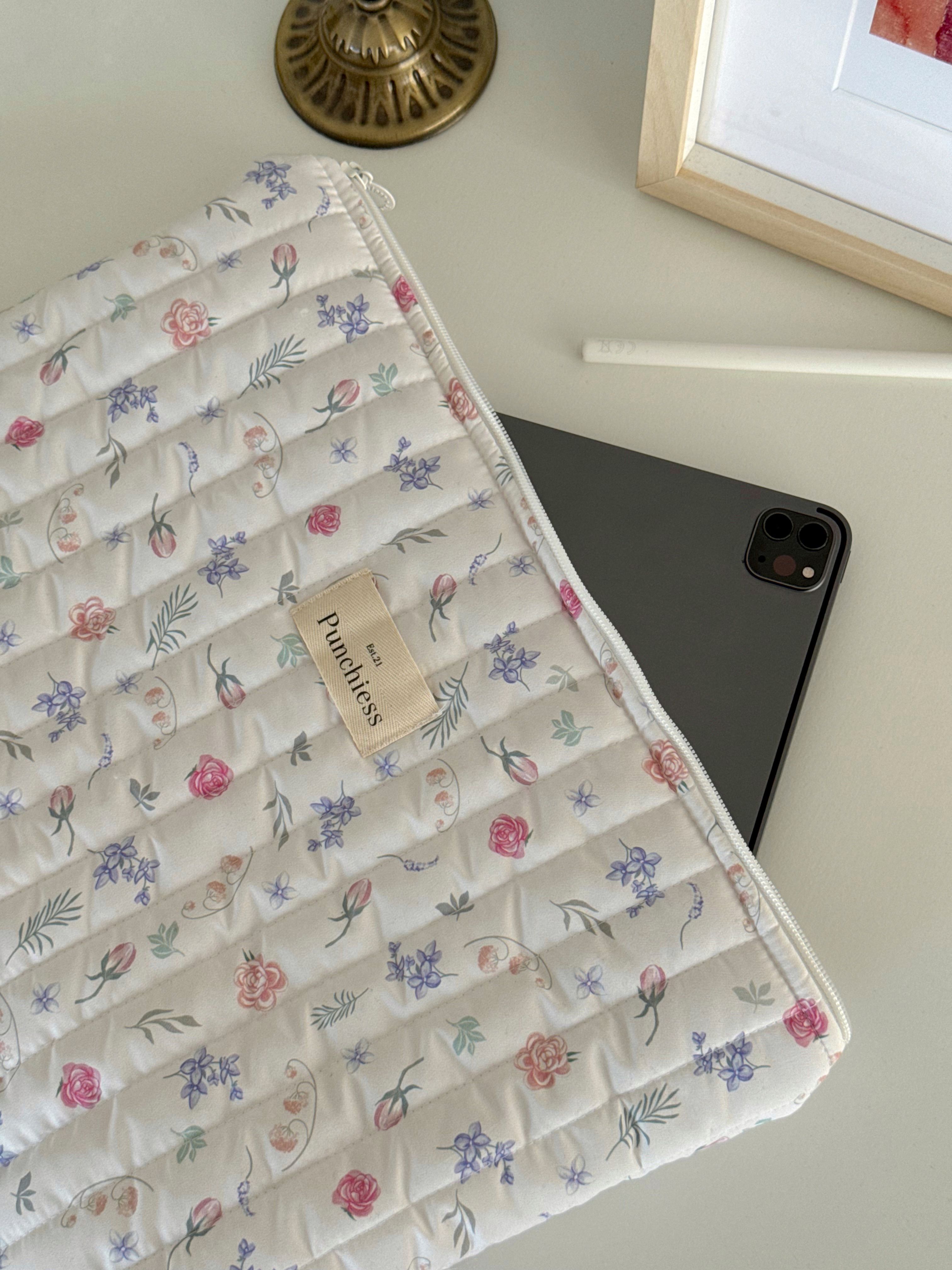 Roses Laptop Sleeve