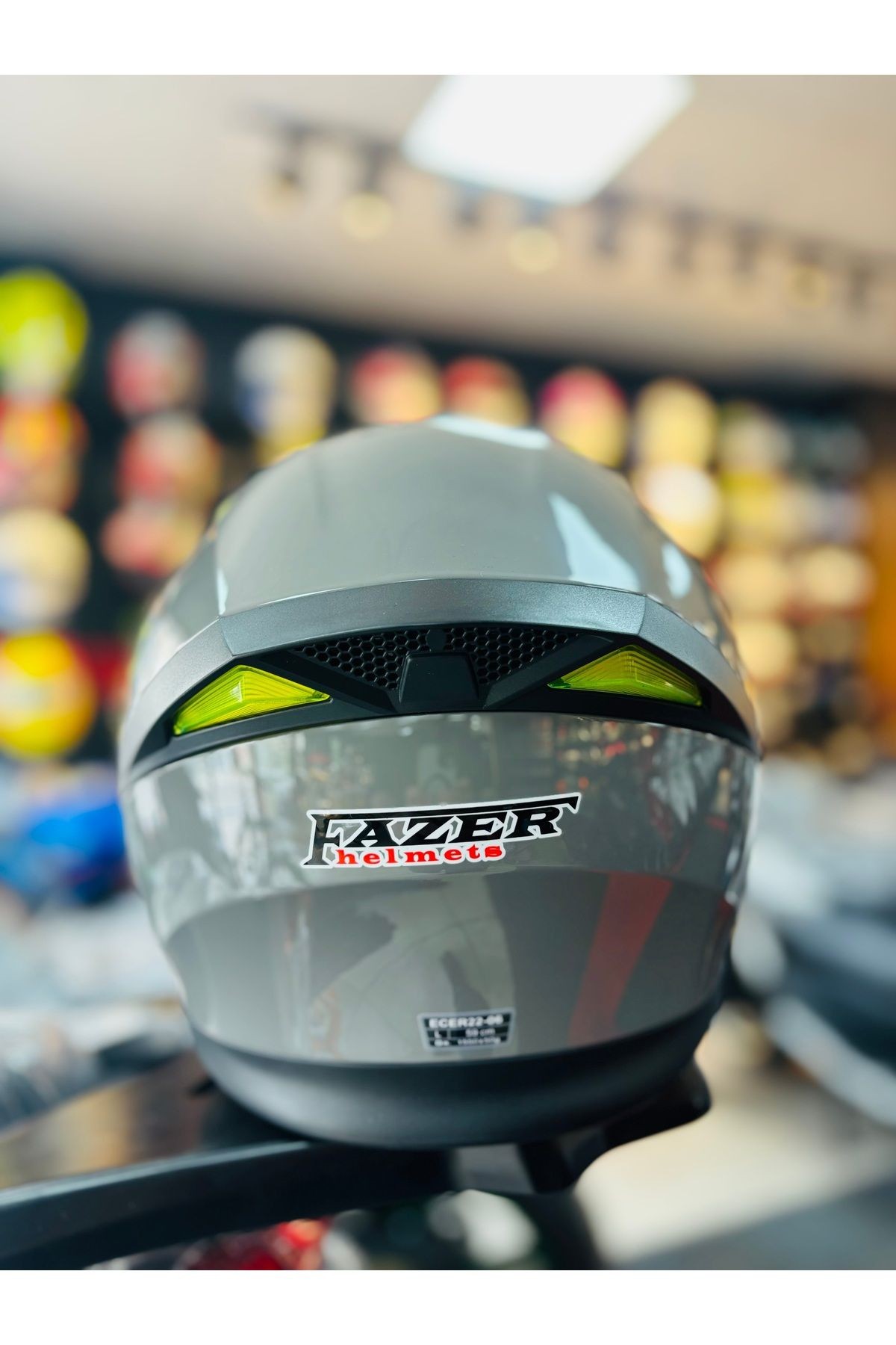 FAZER NARDO GREY ÇENE AÇILIR GÜNEŞ VİZÖRLÜ MOTOSİKLET KASKI