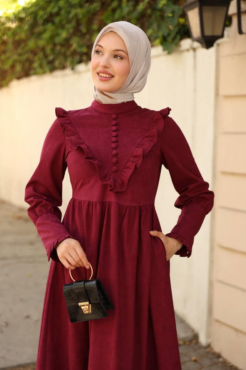 LF5005 Fırfırlı Düğmeli Star Süet Tesettür Elbise – 2026 Yeni Sezonun Zarif ve Modern Şıklığı