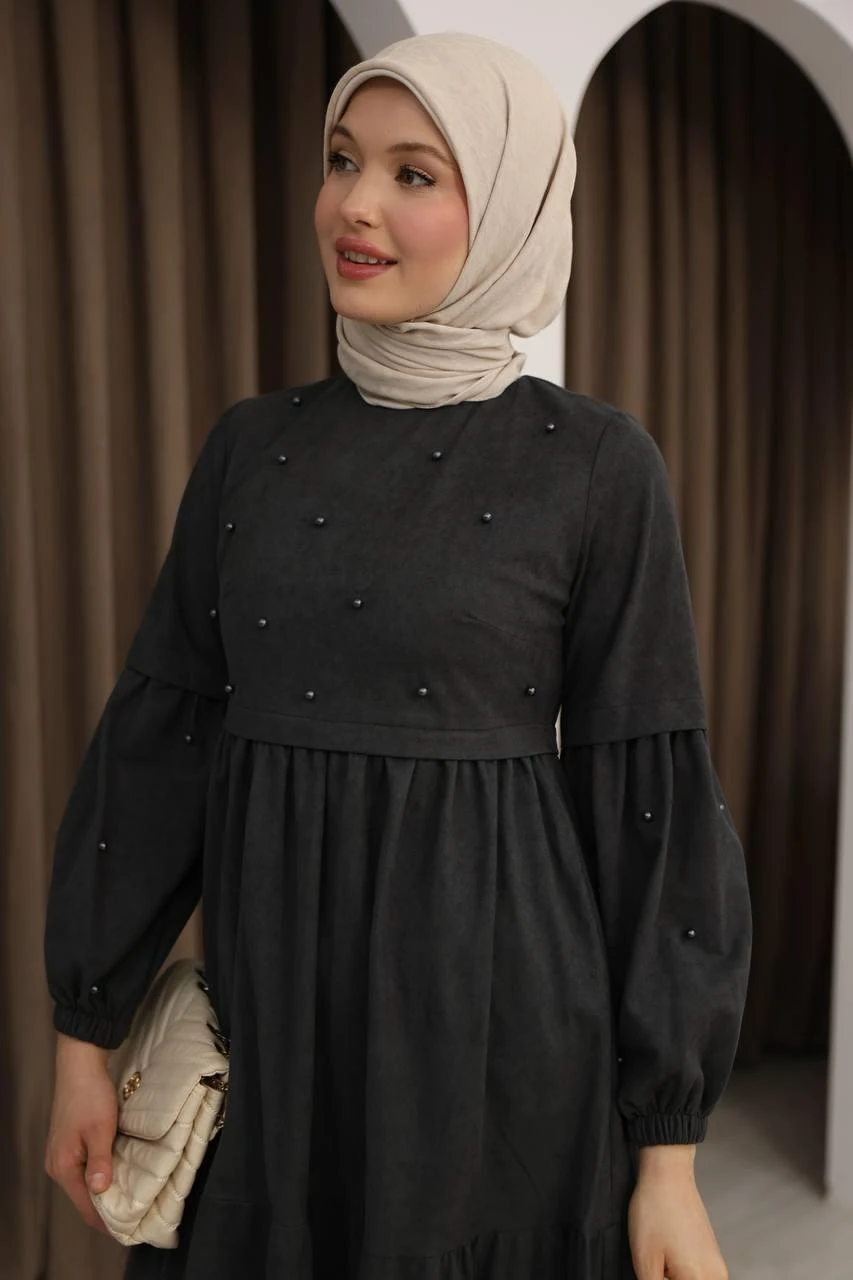 LF5019 Boncuk Detaylı Star Süet Elbise – Zarafet ve Işıltıyı Bir Arada Sunan Tasarım - Koyu Gri