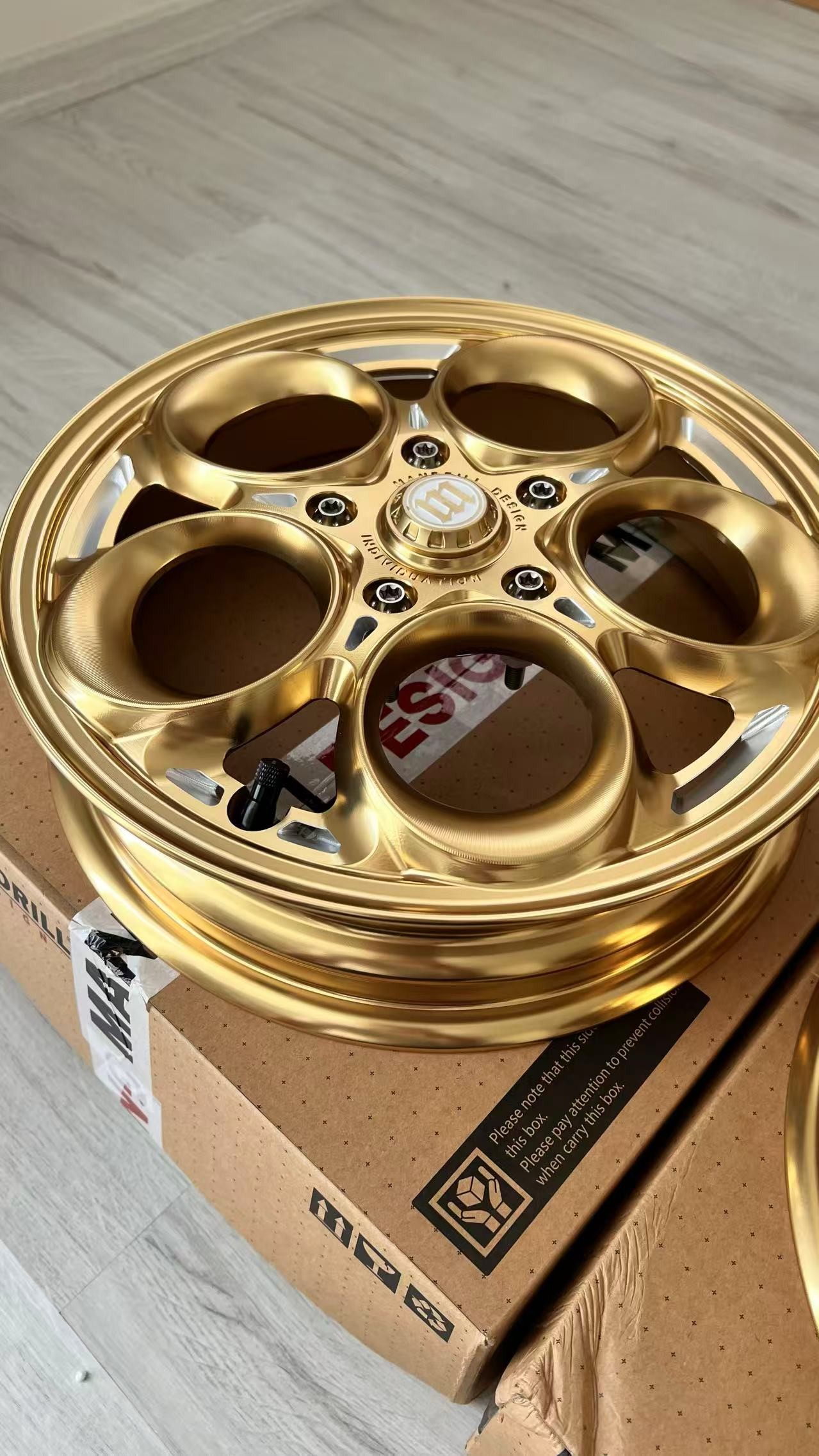 Mandrill Vespa Jant Seti Milano Gold 12 İnç | Vespa GTS/GTS Super/GTV/GT 60/GT/GT L 125-300cc