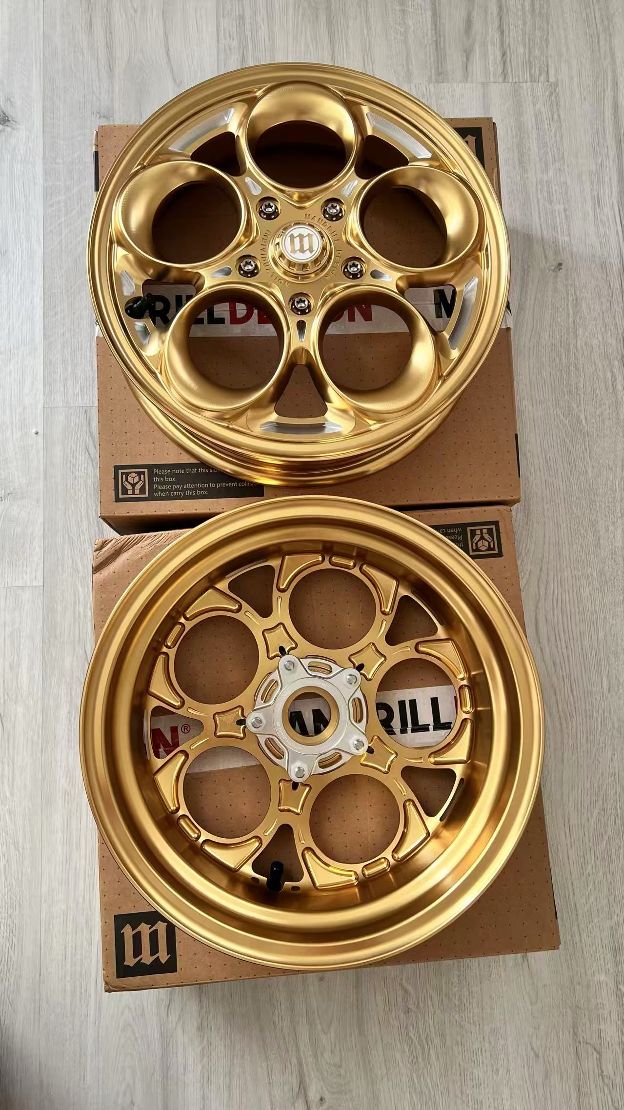Mandrill Vespa Jant Seti Milano Gold 12 İnç | Vespa GTS/GTS Super/GTV/GT 60/GT/GT L 125-300cc