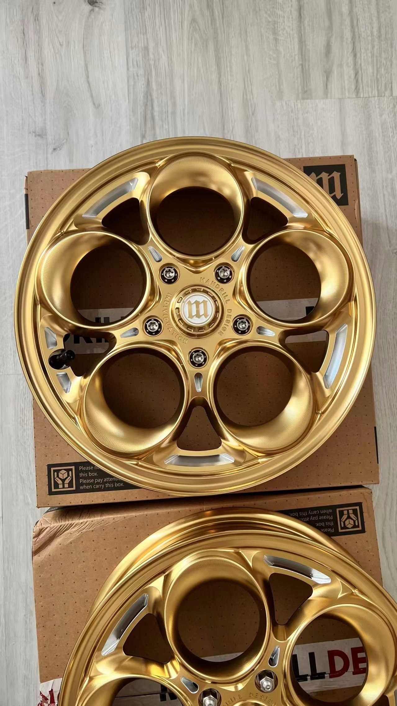 Mandrill Vespa Jant Seti Milano Gold 12 İnç | Vespa GTS/GTS Super/GTV/GT 60/GT/GT L 125-300cc