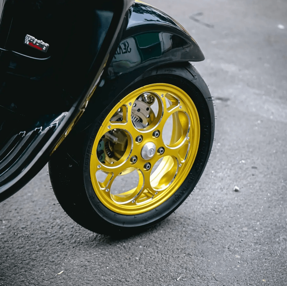 CNC Jant Seti Gold Renk Vespa GTS/GTS Super/GTV/GT 60/GT/GT L 125-300cc Uyumlu