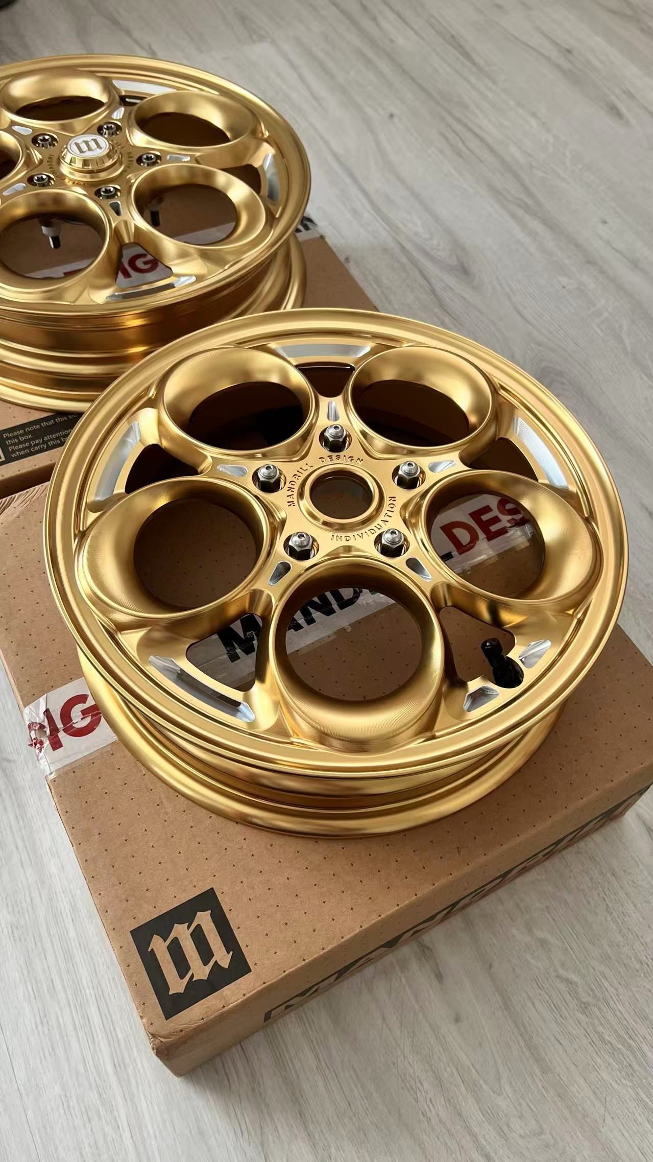 Mandrill Vespa Jant Seti Milano Gold 12 İnç | Vespa GTS/GTS Super/GTV/GT 60/GT/GT L 125-300cc