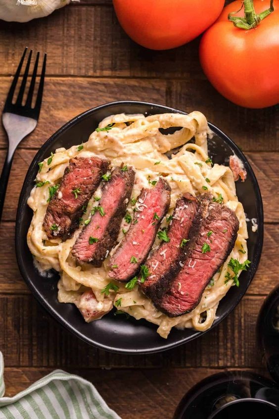 Fettuccine Steak 