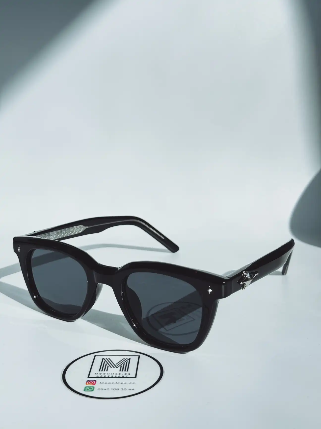 Kalın Çerçeveli (Oversized) Gözlükler - Moonmee