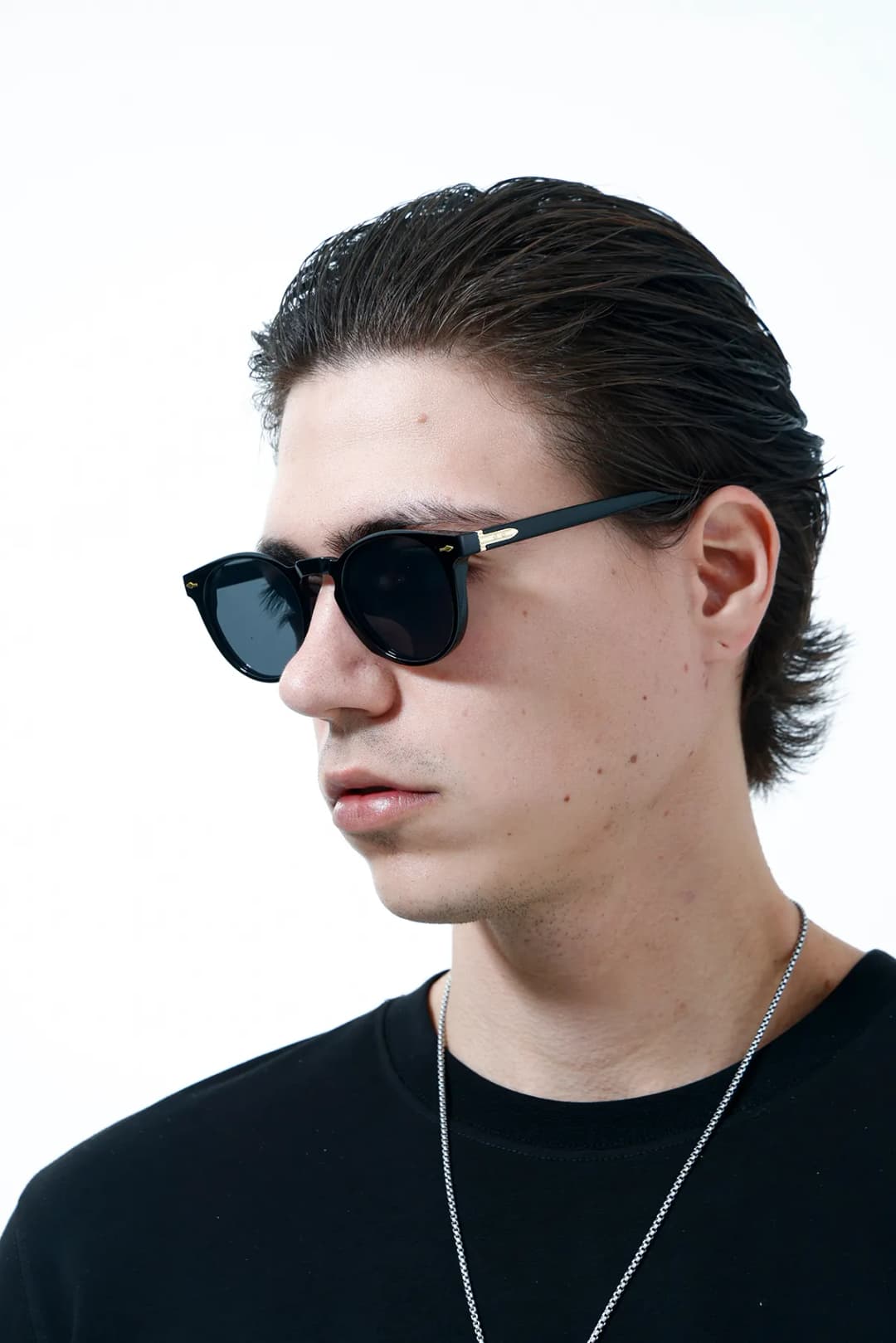 Erkek Güneş Gözlüğü Seçerken Dikkat Edilmesi Gerekenler - Moonmee