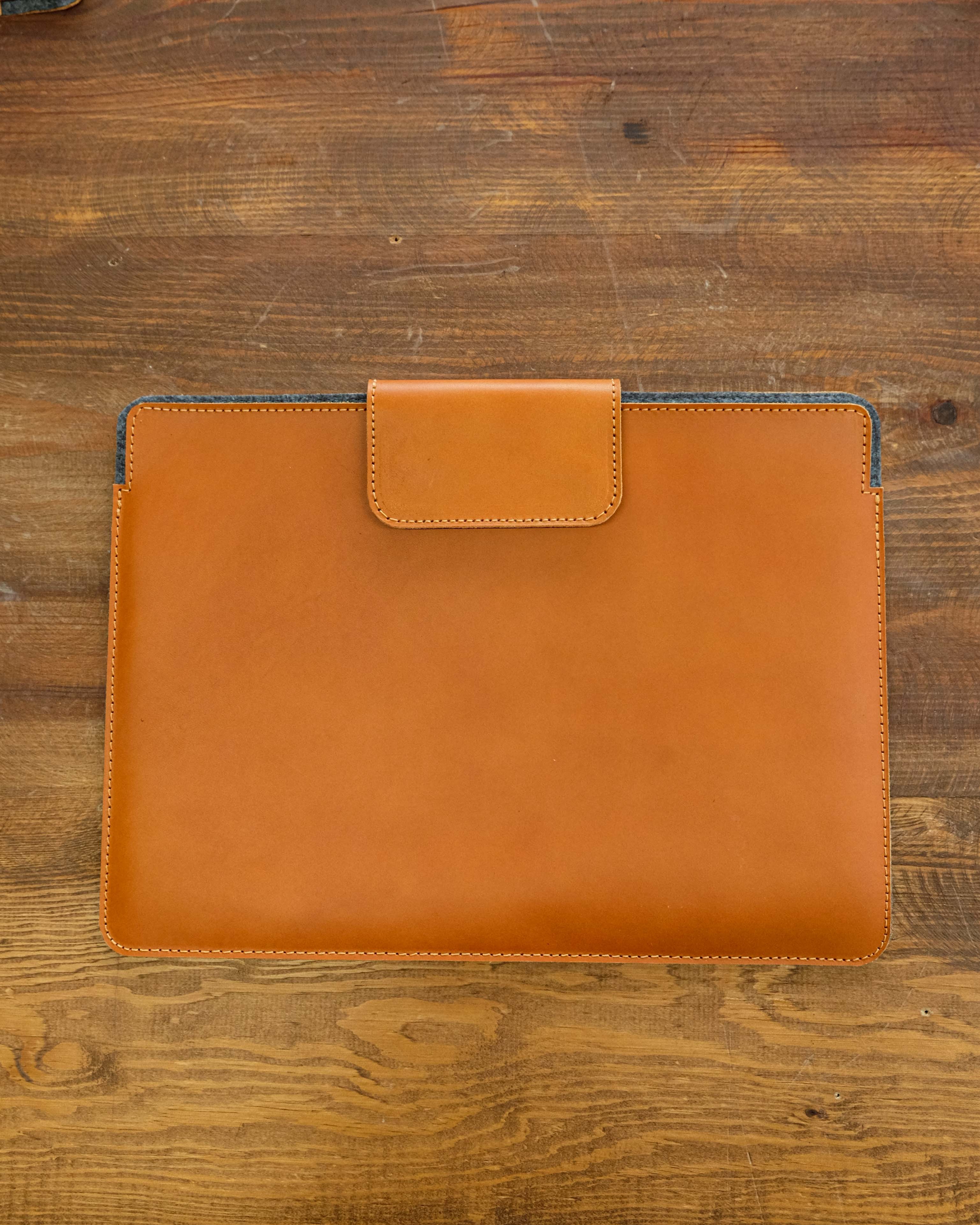 Slim Case Macbook Kılıfı - Taba