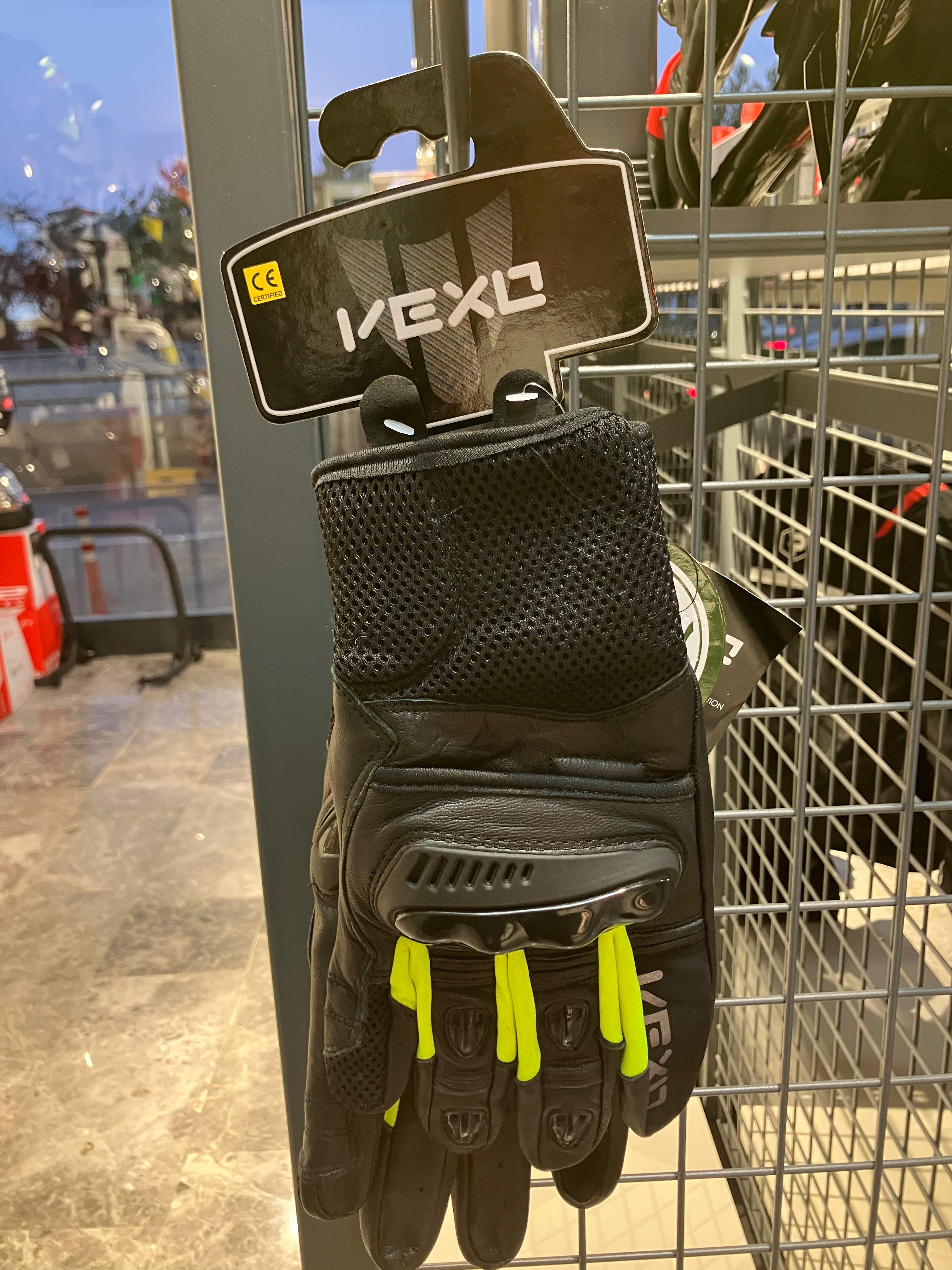 Vexo Motosiklet Eldiveni Deri İç Dış Korumalı ( EN Belgeli "Yeni Kanuna Uygun" )