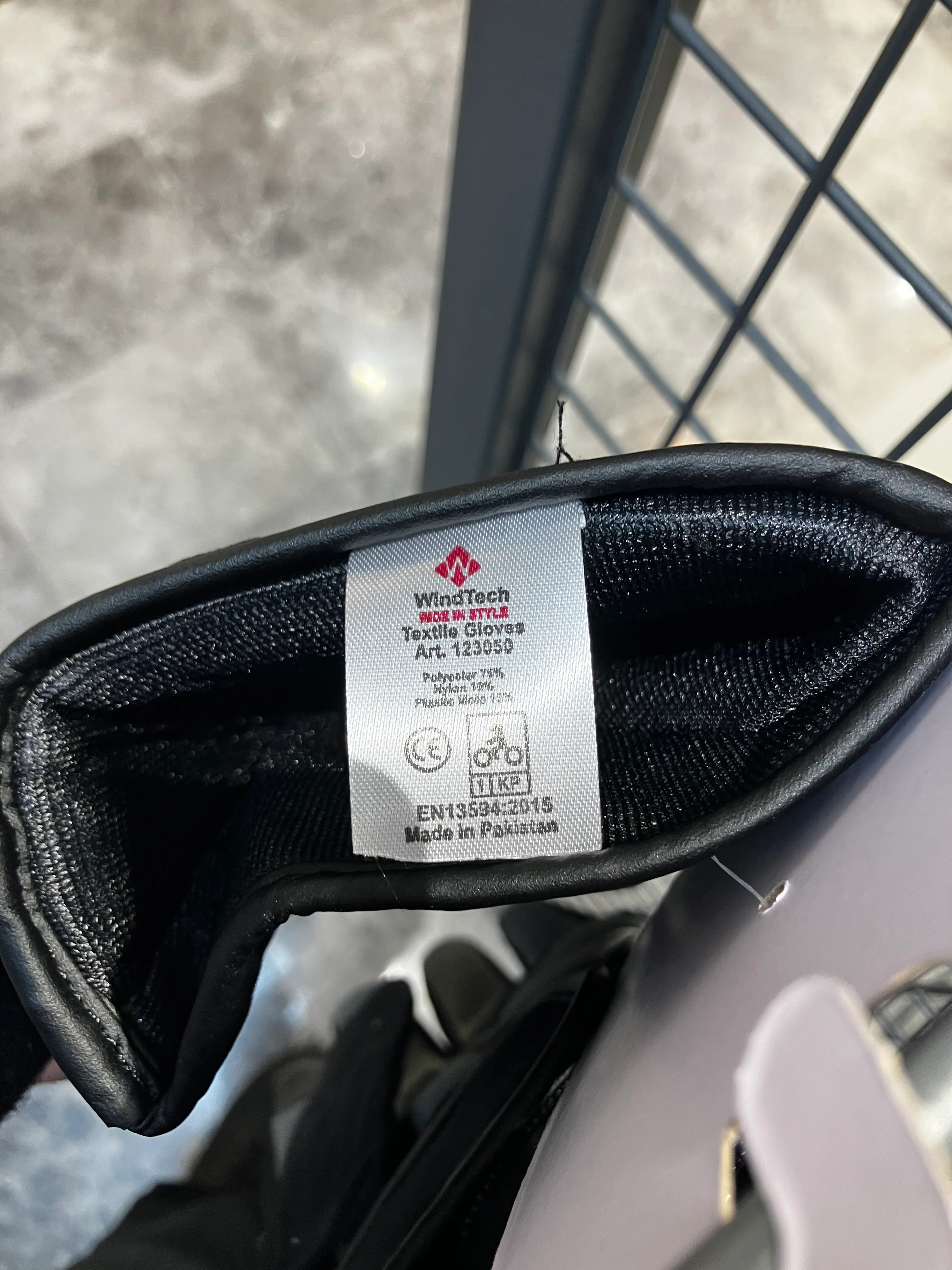 Kışlık Motosiklet Eldiveni Windtech ( EN BELGELİ )