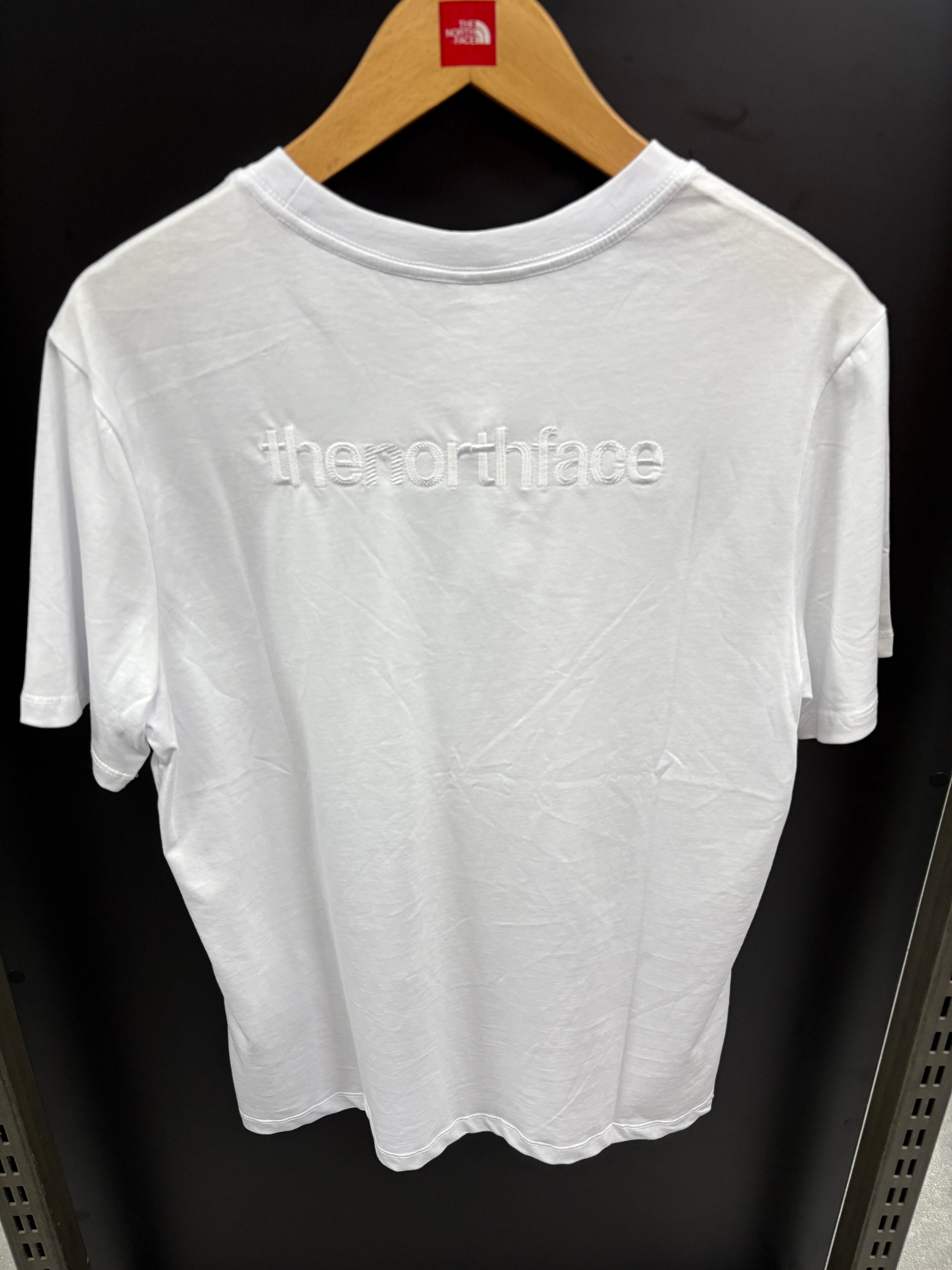 The North Face Tişört 5050