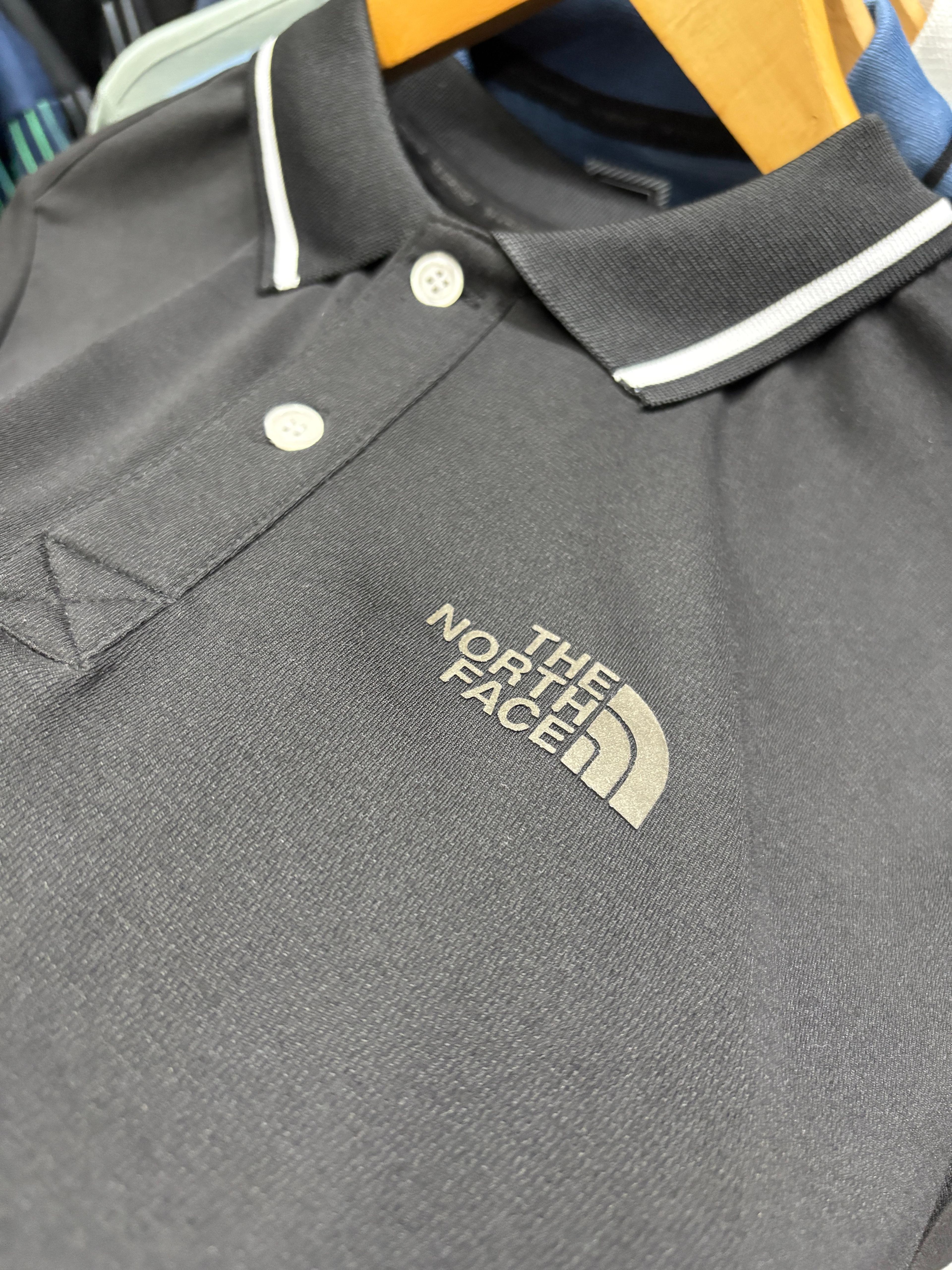 The North Face Suprem 2097