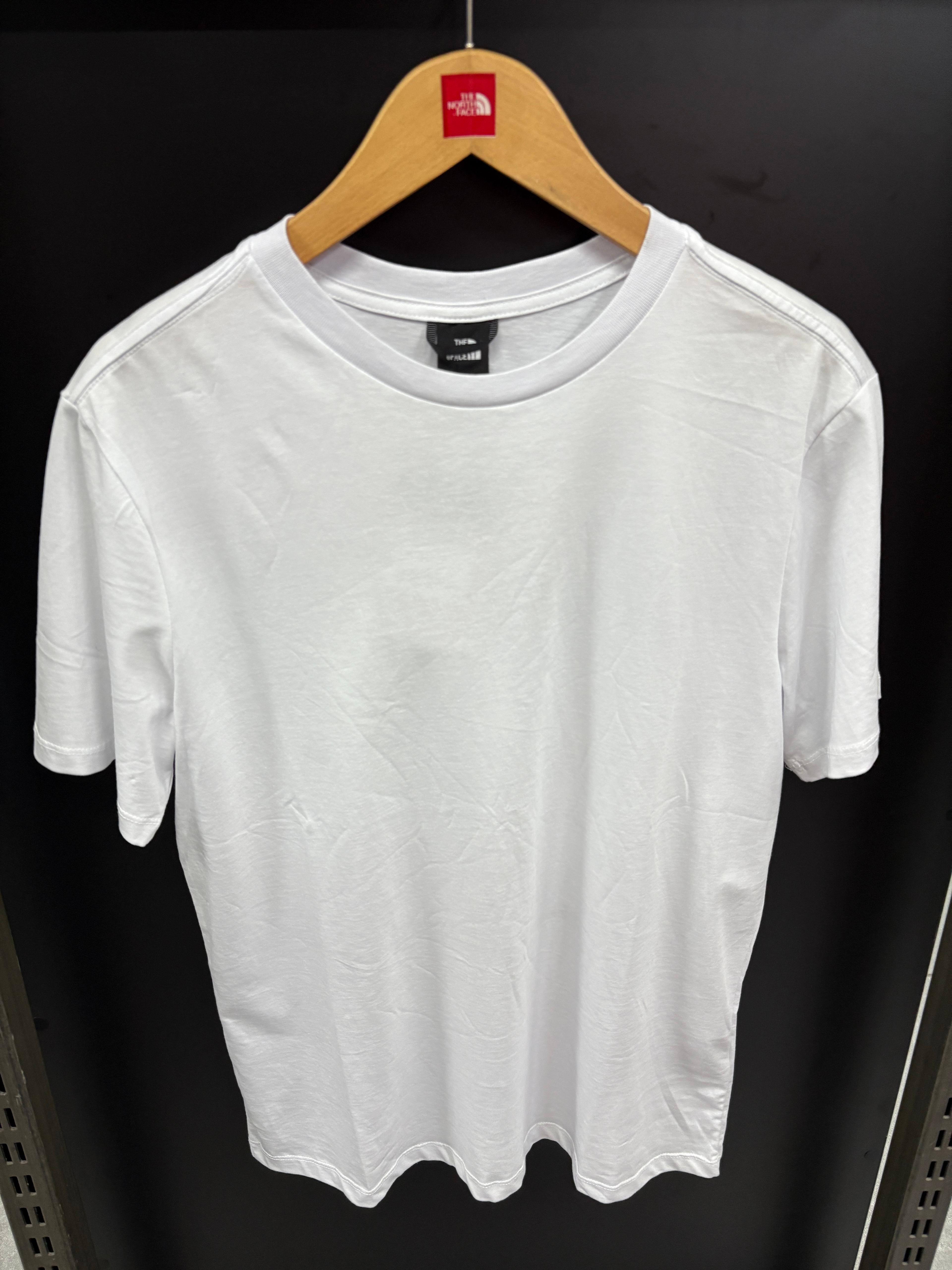 The North Face Tişört 5050