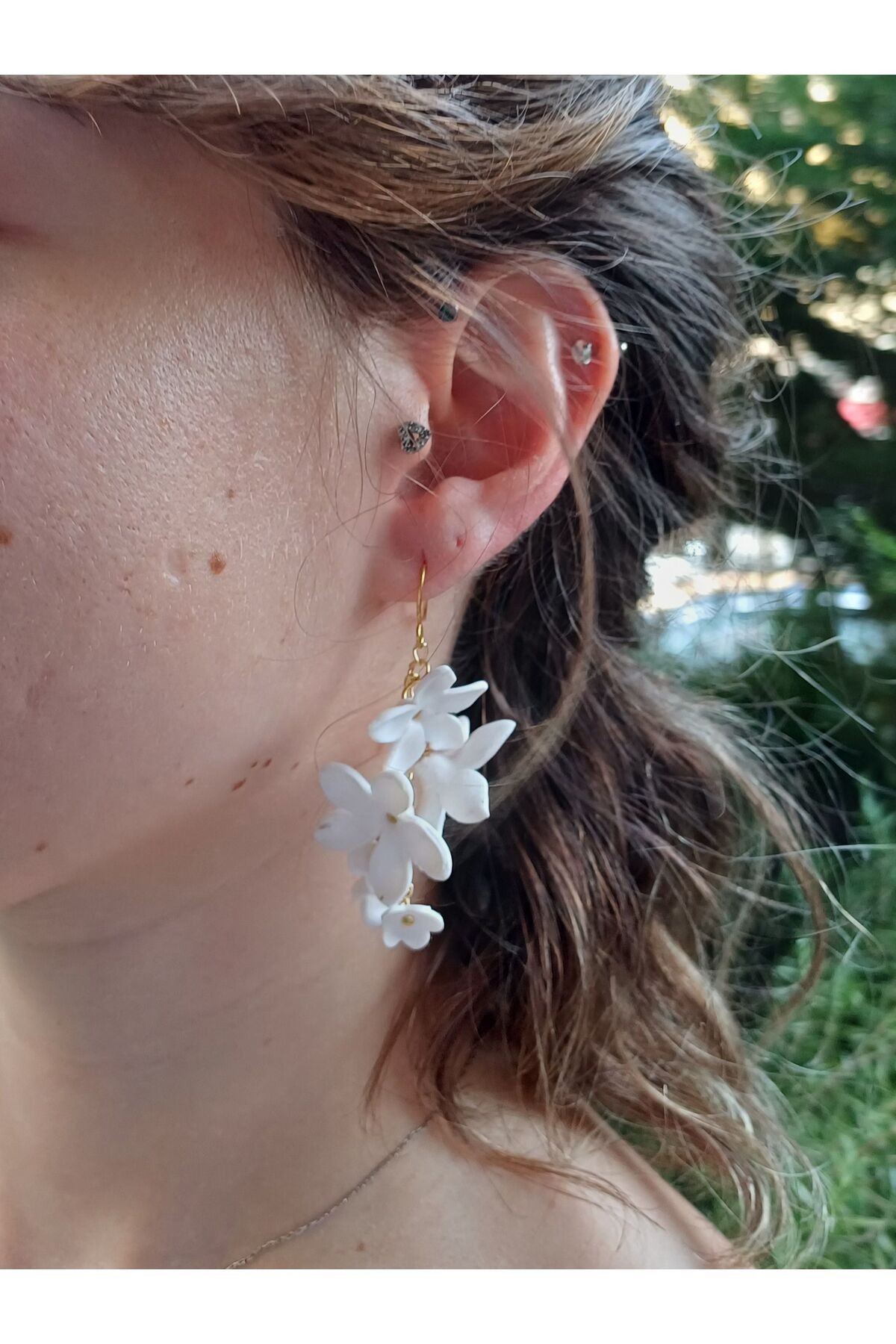 Çiçekli Sallanır Küpeler, Altın Kaplama, Sallantılı Küpeler, Çiçekli Kil Küpeler, Küpe Modelleri