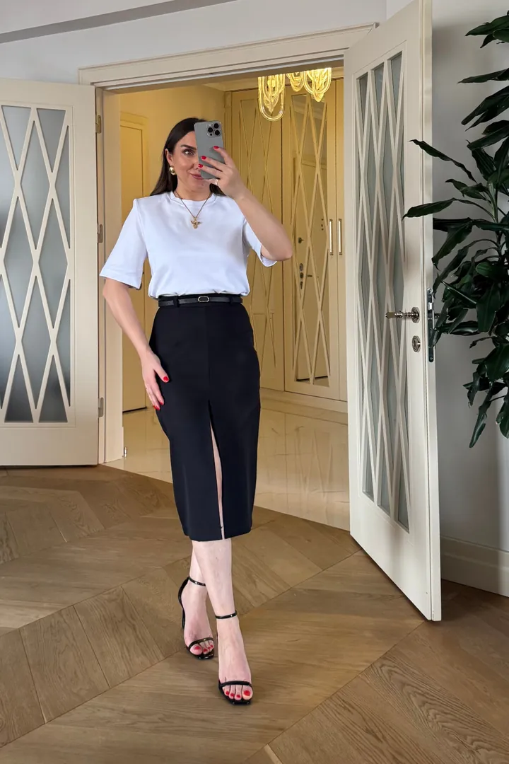 Önden Yırtmaçlı Midi Etek