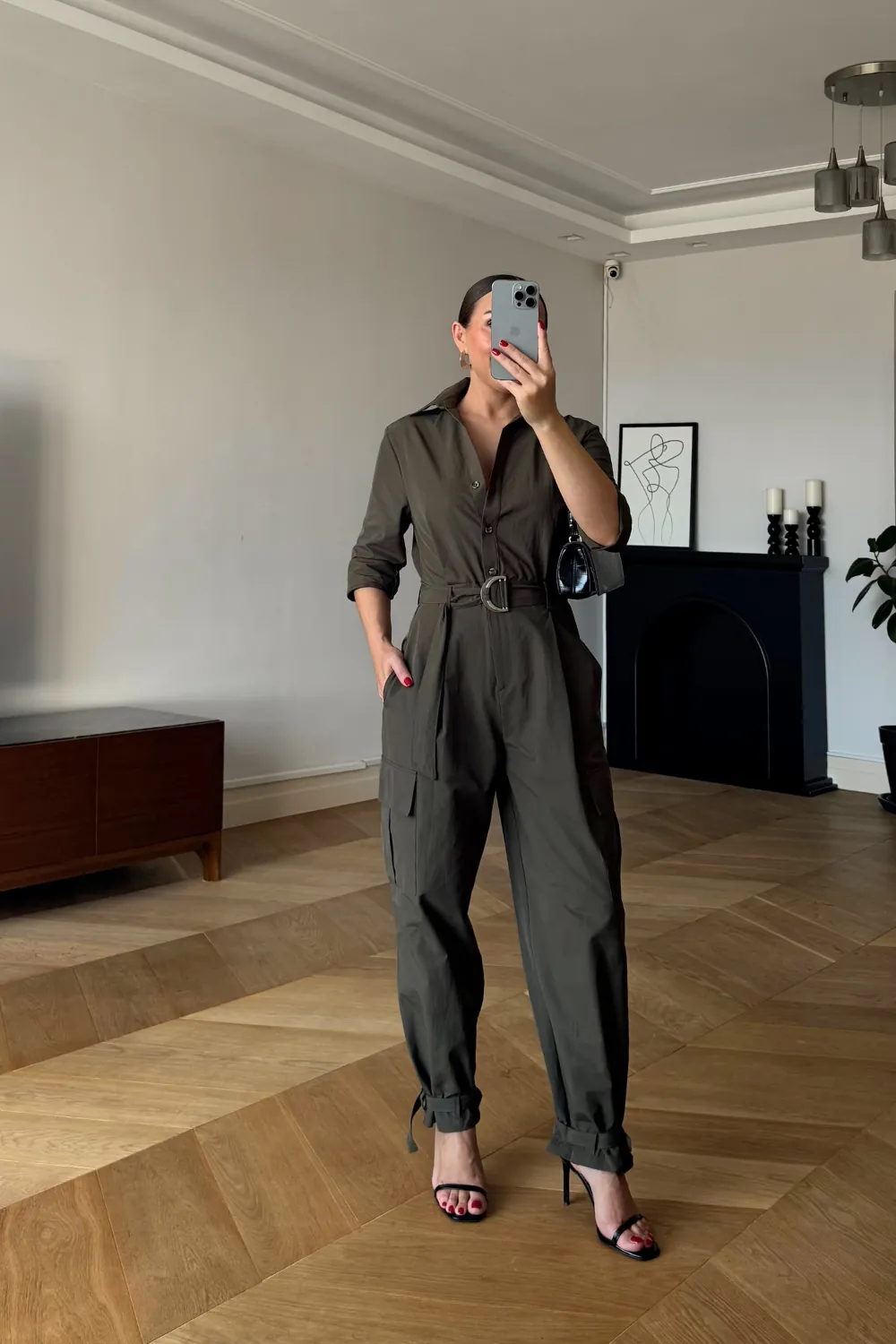 Gömlek Yaka Kargo Cepli Uzun Kadın Tulum