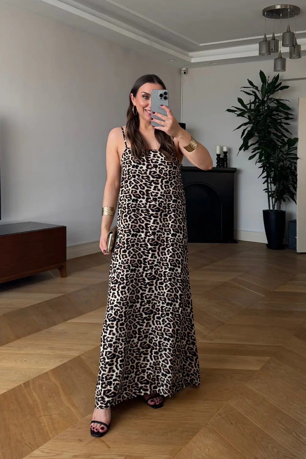 Leopar Desenli Askılı Uzun Elbise