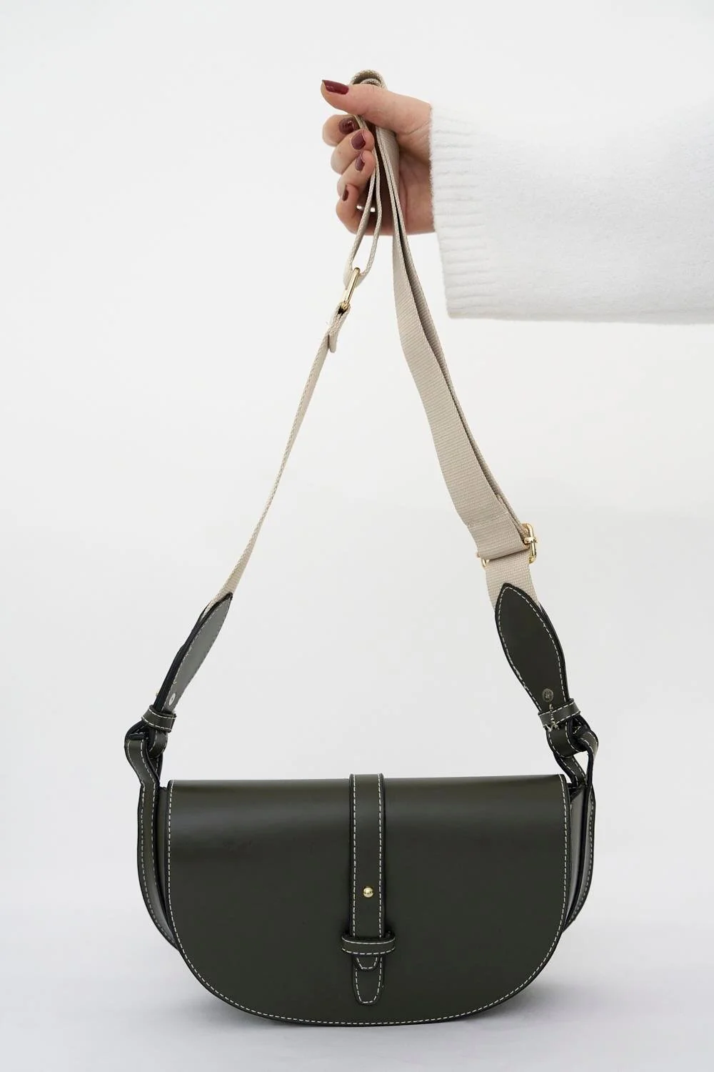 Colt Çapraz Askılı Kadın Çanta