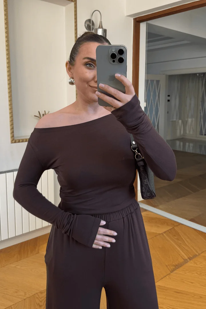 Kayık Yaka Bluz Pantolon Kadın Takım