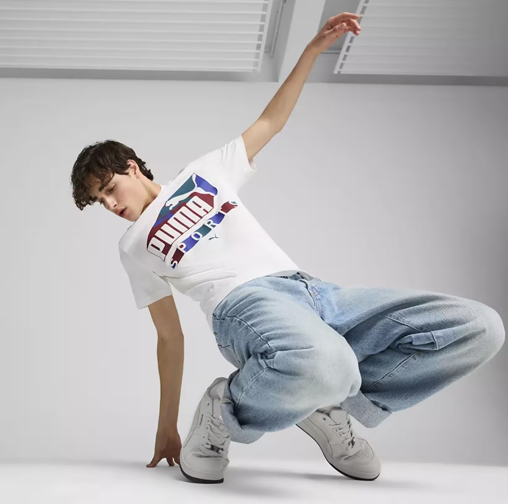  Puma Graphics Tee T-shirt