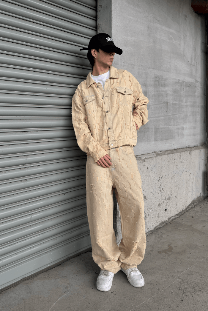 Yırtık Detaylı Oversize Ceket