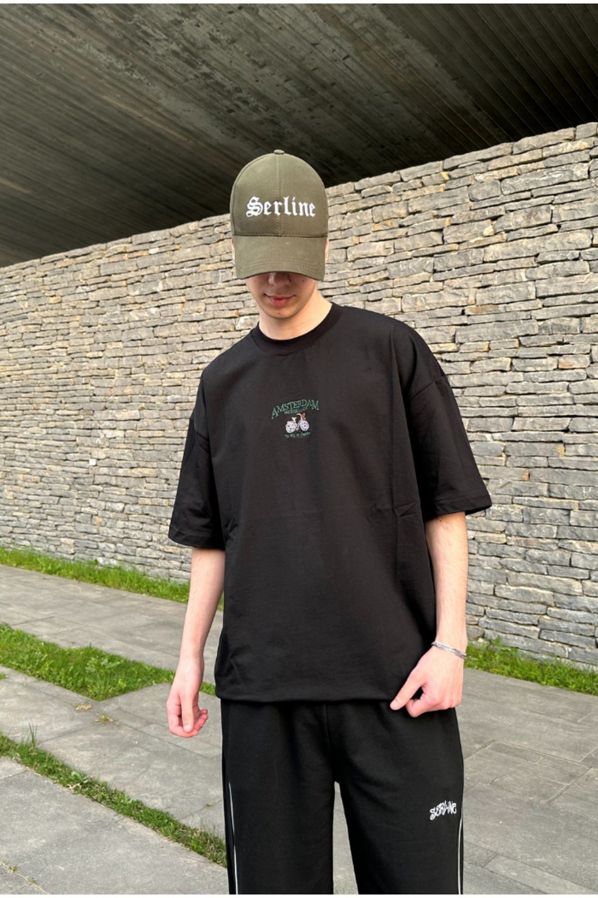 Amsterdam Nakışlı Siyah Oversize T-shirt