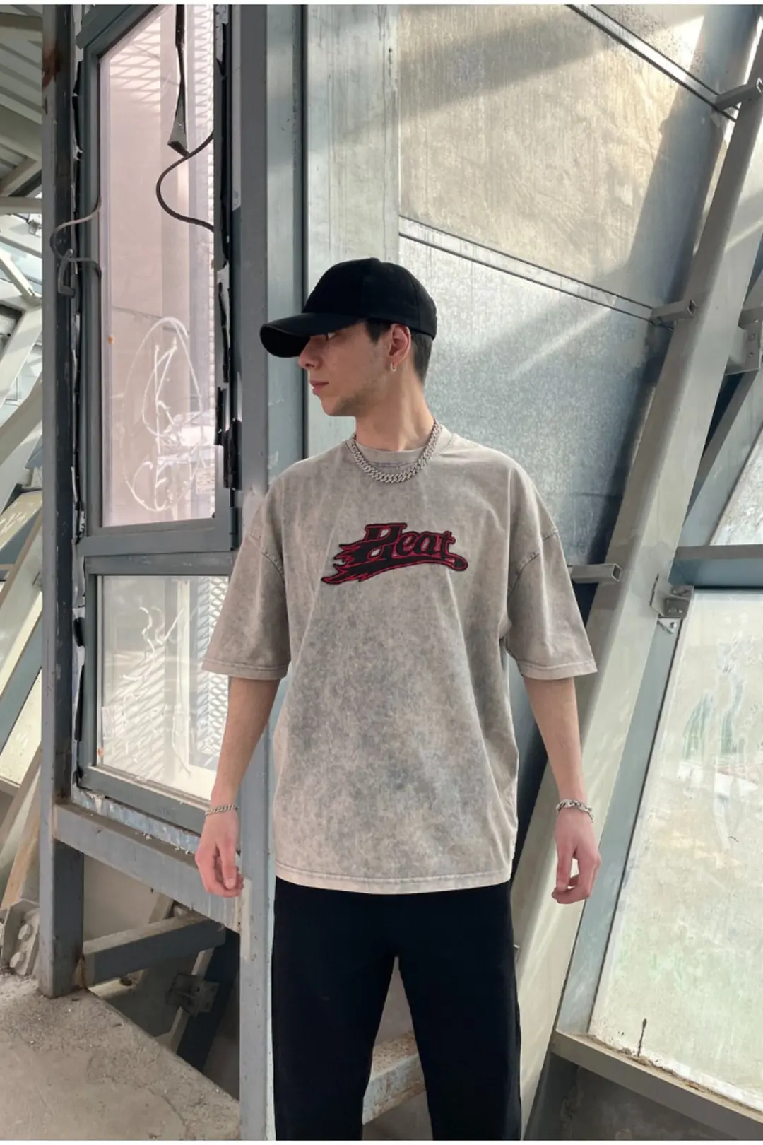 Heat Nakış Baskılı Acid Wash Oversize T-shirt