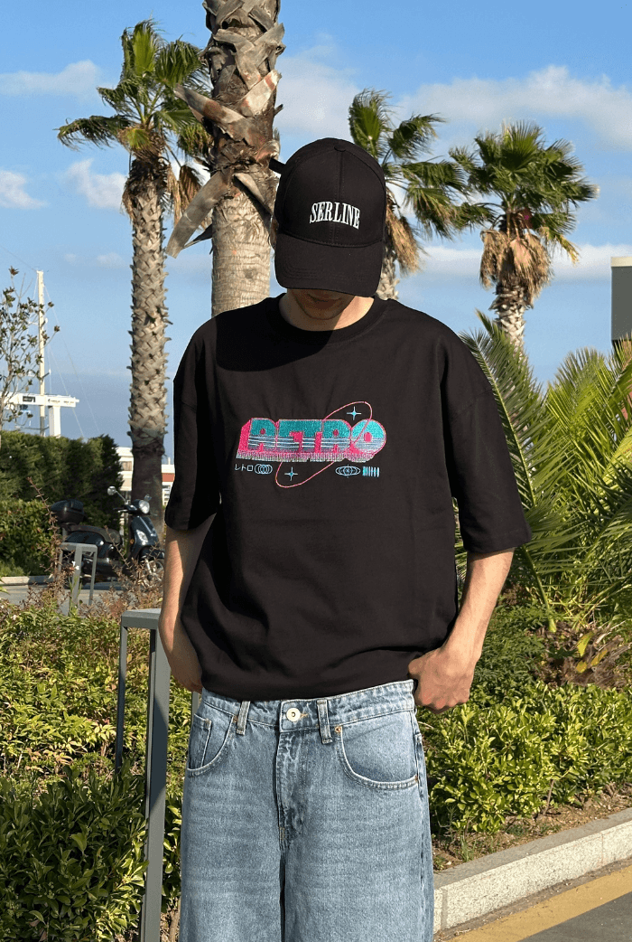 Retro Nakışlı Oversize Premium Tişört