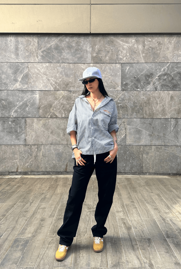 Premium Oversize Çizgili Nakışlı Gömlek