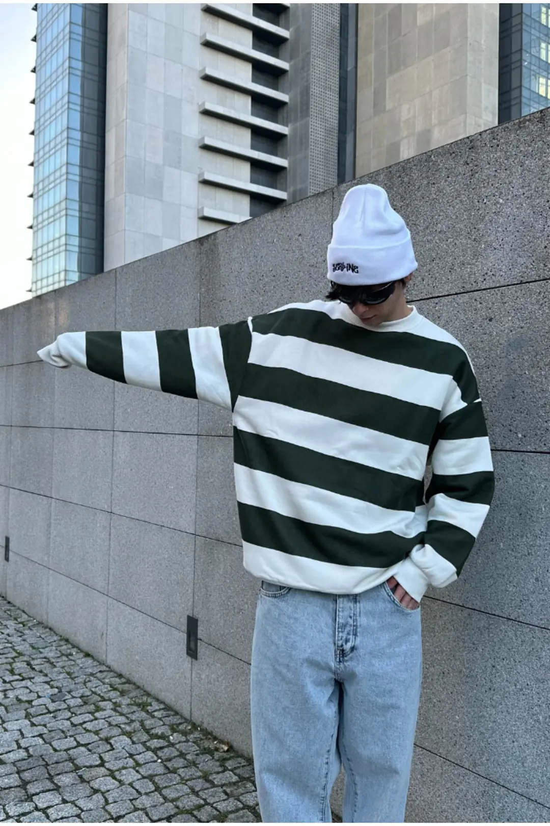Haki Beyaz Çizgili Oversize Sweatshirt