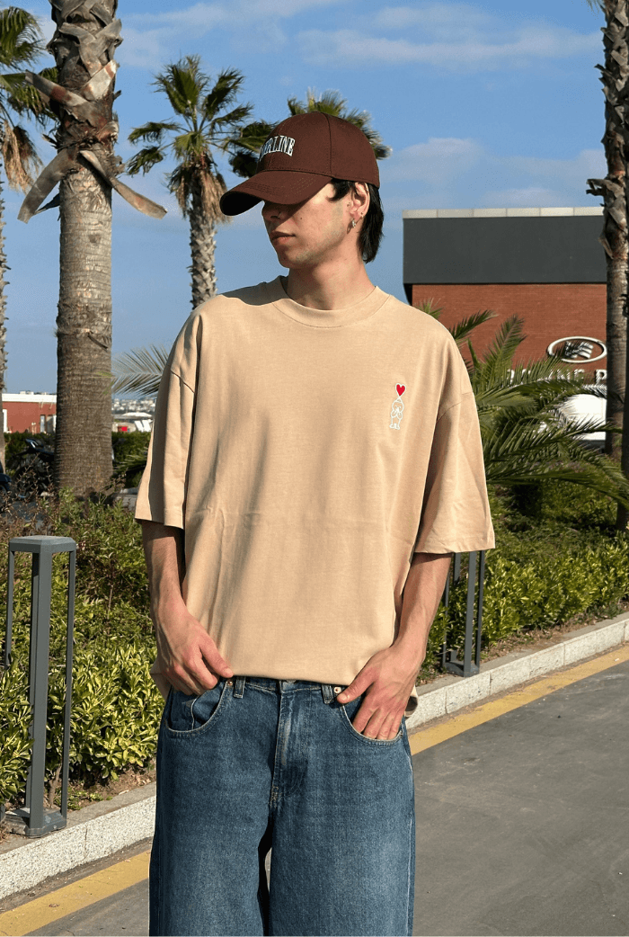 Minimal Nakışlı Oversize T-shirt